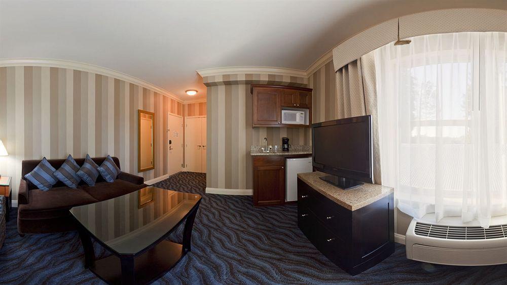 Holiday Inn Express Hotel & Suites Santa Cruz By Ihg Zewnętrze zdjęcie
