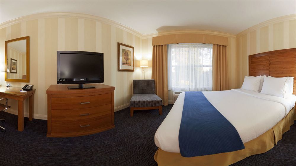 Holiday Inn Express Hotel & Suites Santa Cruz By Ihg Zewnętrze zdjęcie